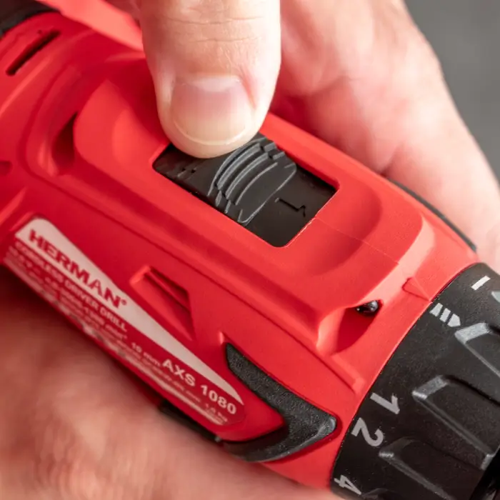AKCE! Aku vrtací šroubovák HERMAN AXS-1080 | 10,8 V Komplet | Sada vrtáků ZDARMA