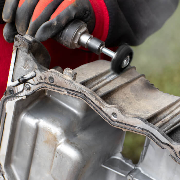 Čistící kotouč na stopce HERMAN FWK-10/S Dragon Black Brusivo: STRIP-IT + SiC