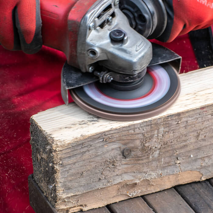 Lamelový kotouč - korund.zrno HERMAN LS-10 Area Na ocel